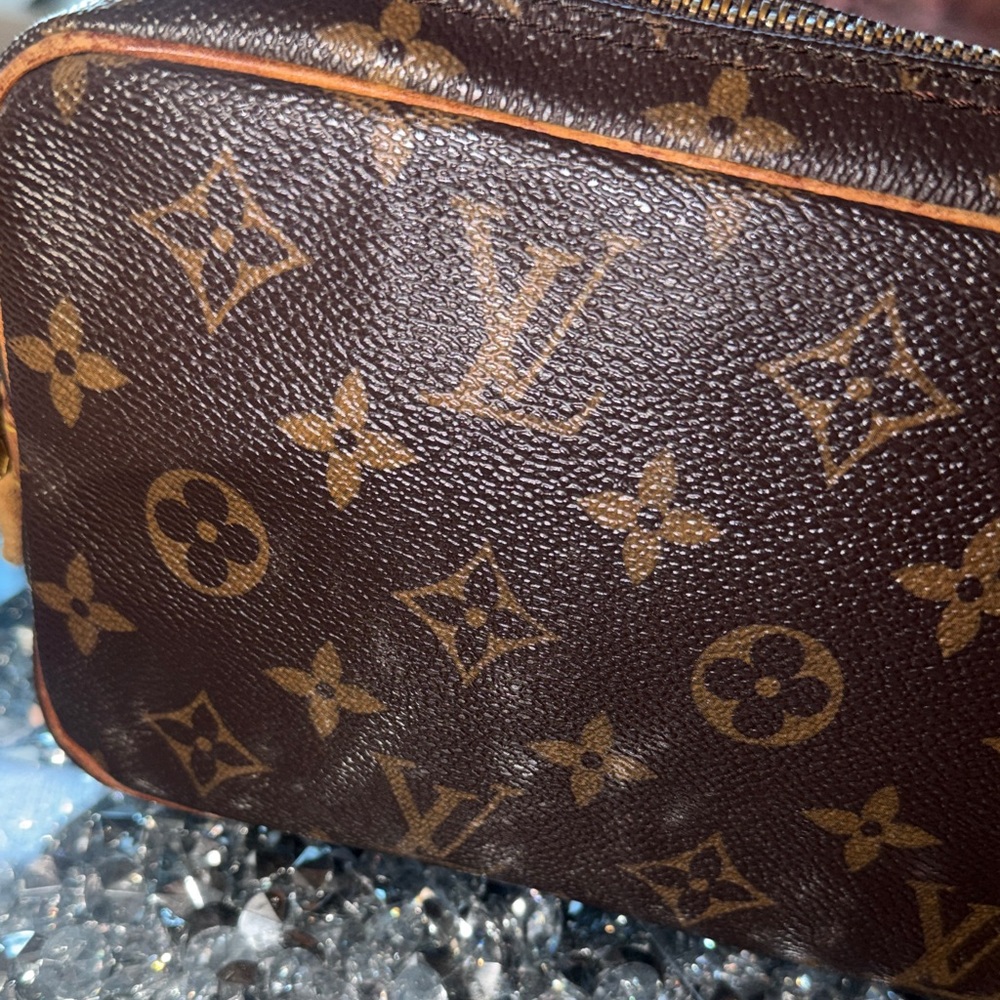 Louis Vuitton Brown Monogram Crossbody Dragonne Marley  Bag - Picture 2 of 13